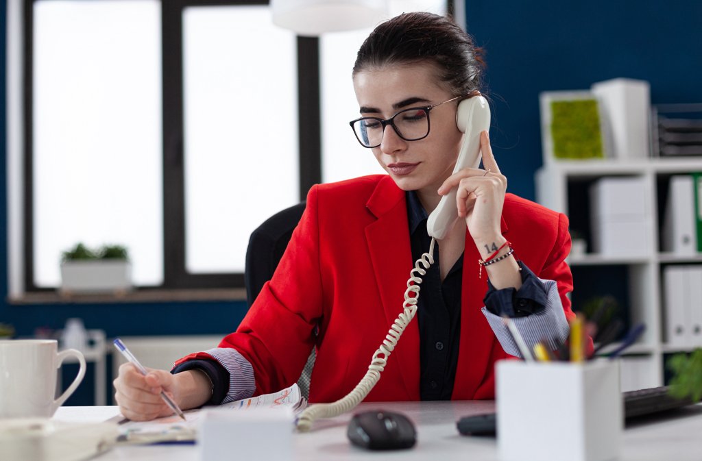 contact-designmode24-com